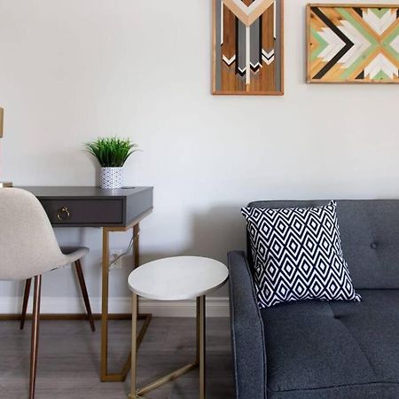 ויקטוריה Beautiful & Cozy 1 Bedroom 1 Bath In The Westshore מראה חיצוני תמונה